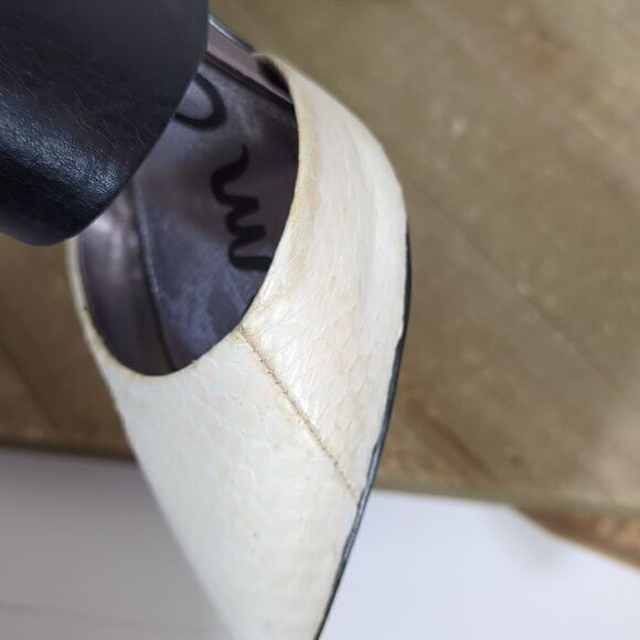 Monroe Heel in Snow White & Black Sam Edelman snakeskin stiletto size 5.5 - Picture 7 of 9